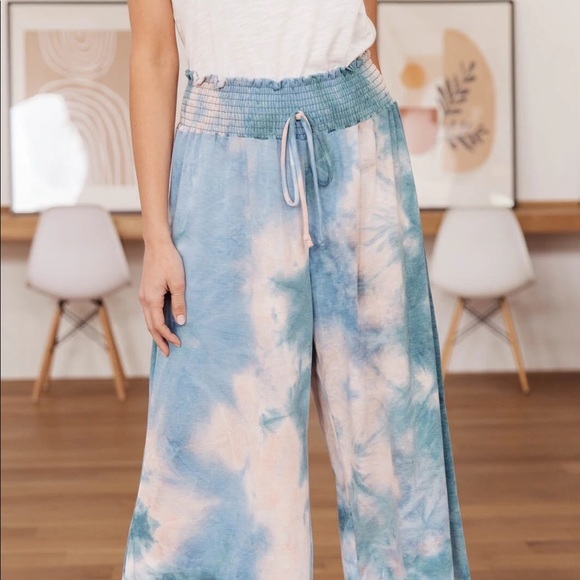 BEACHY CLEAN WIDE LEG TROUSERS - Picture 4 of 12